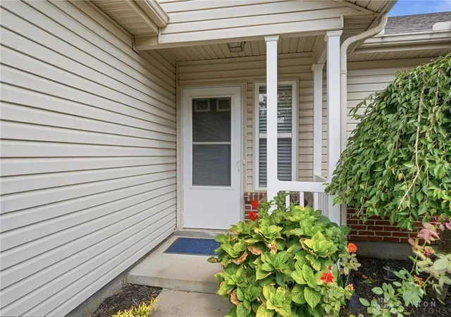 Photo 4 of Townhouse for sale at 915 Nelson Ln #A, Lebanon, OH 45036 | MLS# 968515 | Listing updated on 2026-09-11