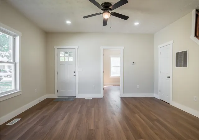 Photo 4 of Single family home for sale at 744 Central Ave, Greenville, OH 45331 | MLS# 968399 | Listing updated on 2026-09-30