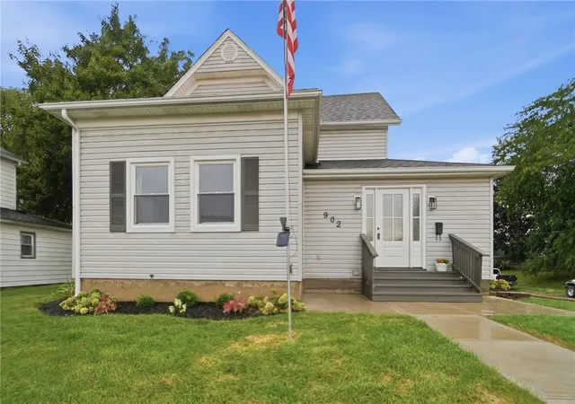 Photo 2 of Single family home for sale at 902 S Mulberry St, Troy, OH 45373 | MLS# 968494 | Listing updated on 2026-09-13