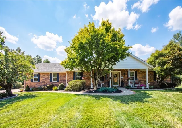 Photo 2 of Sale Pending at 4495 Wallace Rd, Oxford, OH 45056 | MLS# 968529 | Listing updated on 2026-09-22