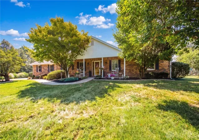 Photo 3 of Sale Pending at 4495 Wallace Rd, Oxford, OH 45056 | MLS# 968529 | Listing updated on 2026-09-22
