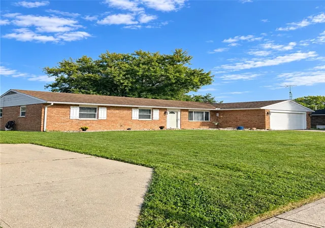 Photo 2 of Single family home for sale at 2403 New Castle Dr, Troy, OH 45373 | MLS# 968526 | Listing updated on 2026-10-06