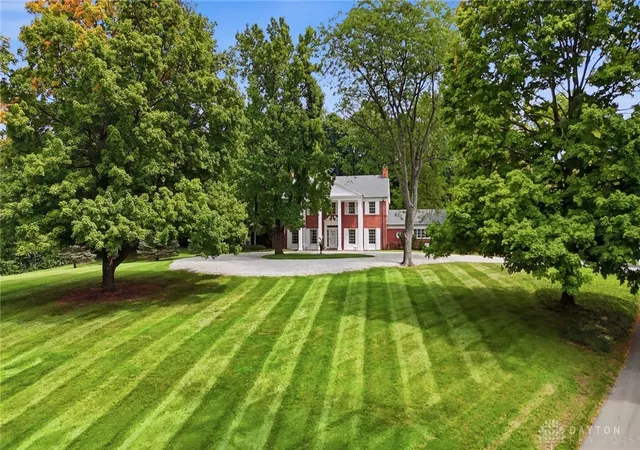 Photo 2 of Single family home for sale at 3444 Ridgeway Rd, Dayton, OH 45419 | MLS# 968472 | Listing updated on 2026-10-05