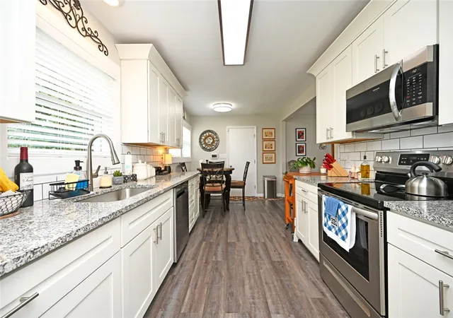 Photo 4 of Single family home for sale at 117 Kensington St, Middletown, OH 45044 | MLS# 968558 | Listing updated on 2026-09-11