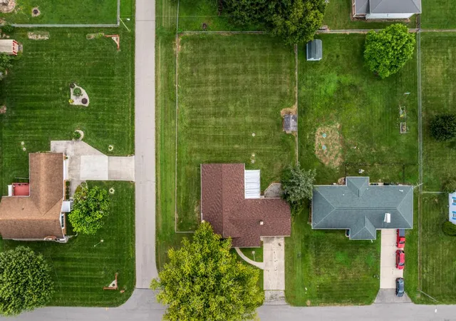 Photo 56 of Single family home for sale at 195 Countryside Dr, Enon, OH 45323 | MLS# 968325 | Listing updated on 2026-10-04