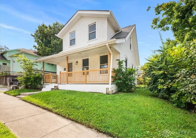 Photo 2 of Single family home for sale at 2010 Argyle Ave, Dayton, OH 45410 | MLS# 968572 | Listing updated on 2026-09-10