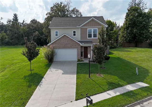 Single family home for sale at 5623 Moss Crk Ln, Clayton, OH 45315 | MLS# 968535