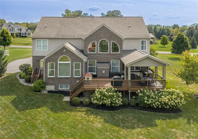 Photo 2 of Single family home for sale at 7239 Beaver Brk Dr, Springboro, OH 45066 | MLS# 967032 | Listing updated on 2026-09-12