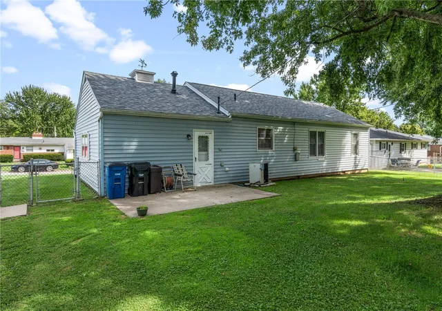 Photo 3 of Single family home for sale at 731 Crestview Dr, Wilmington, OH 45177 | MLS# 968576 | Listing updated on 2026-09-12