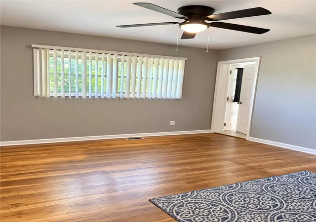 Photo 3 of Single family home for sale at 2520 Baywood St, Dayton, OH 45406 | MLS# 968563 | Listing updated on 2026-09-17
