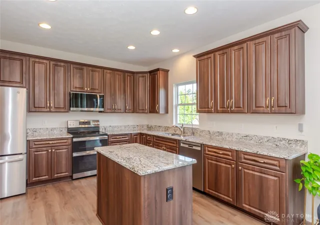 Photo 3 of Sale Pending at 1331 Windsor Dr, Dayton, OH 45434 | MLS# 968250 | Listing updated on 2026-09-25