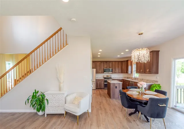 Photo 4 of Sale Pending at 1331 Windsor Dr, Dayton, OH 45434 | MLS# 968250 | Listing updated on 2026-09-25
