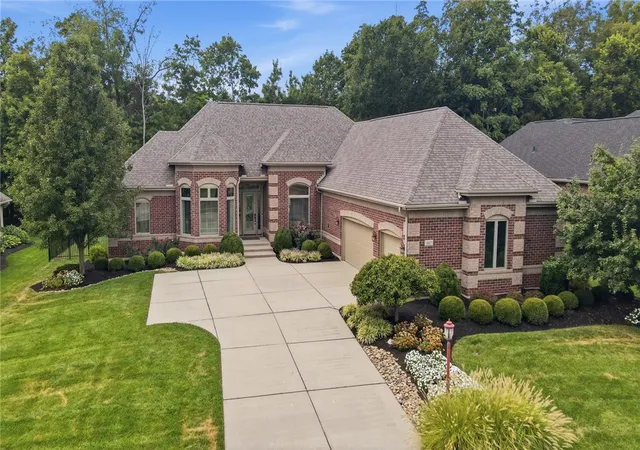 Photo 2 of Sale Pending at 4017 Sable Ridge Dr, Bellbrook, OH 45305 | MLS# 967587 | Listing updated on 2026-09-12