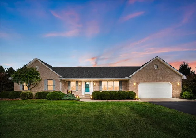 Photo 1 of Single family home for sale at 135 Country Manor Dr, Wilmington, OH 45177 | MLS# 968574 | Listing updated on 2026-09-14