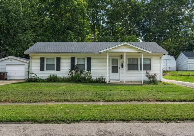 Photo 1 of Single family home for sale at 1182 Jeanette Dr, Beavercreek, OH 45432 | MLS# 968504 | Listing updated on 2026-09-27
