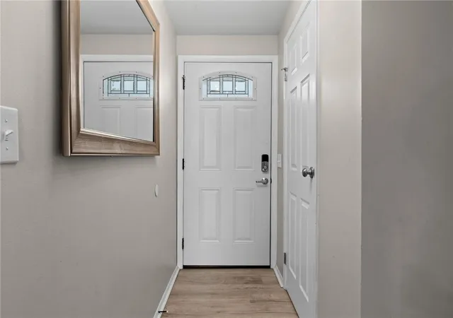Photo 3 of Sale Pending at 104 Pepperwood Pl, Englewood, OH 45322 | MLS# 968591 | Listing updated on 2026-09-13