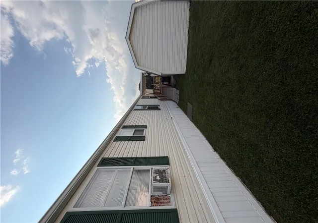 Photo 3 of Manufactured home for sale at 678 Robinson Rd, Washington Court House, OH 43160 | MLS# 968610 | Listing updated on 2026-09-10