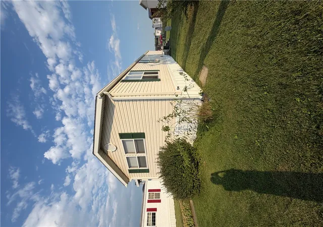 Photo 3 of Manufactured home for sale at 678 Robinson Rd, Washington Court House, OH 43160 | MLS# 968610 | Listing updated on 2026-09-10