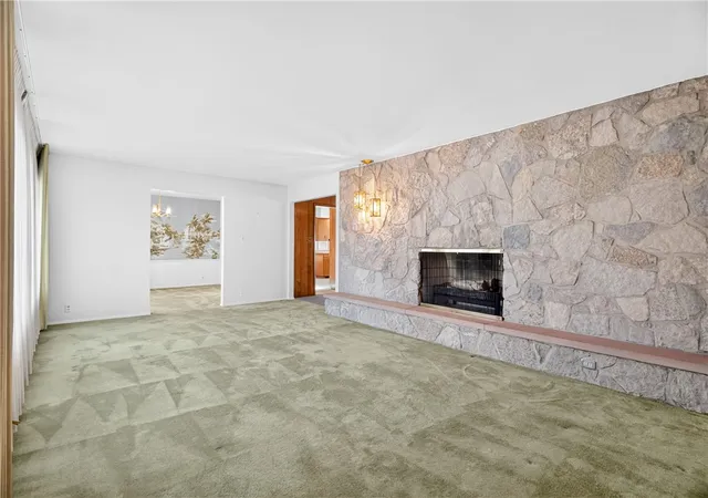 Photo 4 of Single family home for sale at 1312 Stratford Dr, Piqua, OH 45356 | MLS# 968615 | Listing updated on 2026-09-13