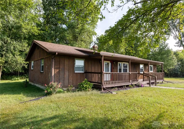 Photo 3 of Sale Pending at 1500 Stillwater Rd, Houston, OH 45333 | MLS# 968617 | Listing updated on 2026-09-17
