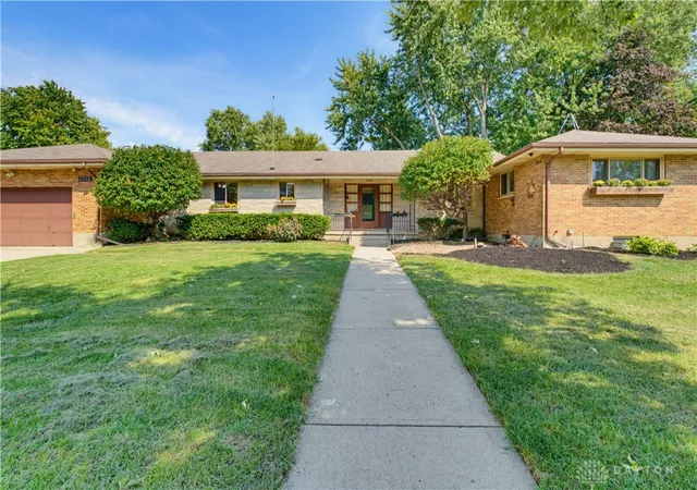 Photo 2 of Single family home for sale at 3712 Shroyer Rd, Dayton, OH 45429 | MLS# 968286 | Listing updated on 2026-10-03