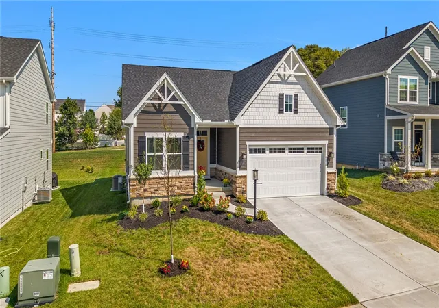 Photo 2 of Sale Pending at 1335 Deer Valley Dr, Miamisburg, OH 45342 | MLS# 968499 | Listing updated on 2026-09-23