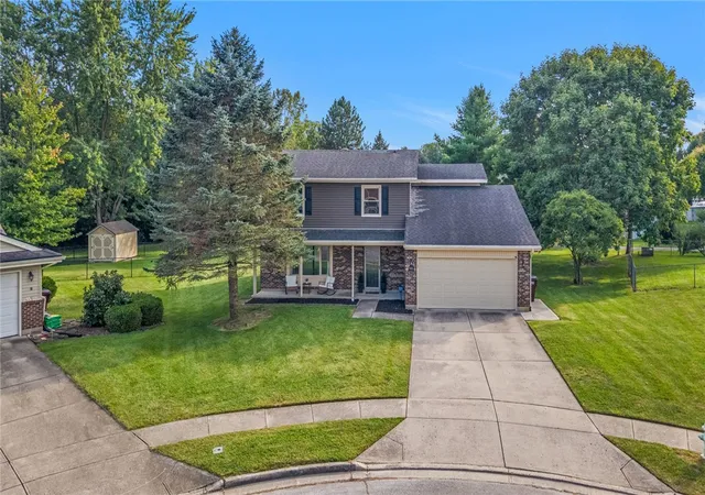 Photo 4 of Single family home for sale at 946 Wenlock Ct, Fairborn, OH 45324 | MLS# 968428 | Listing updated on 2026-09-19
