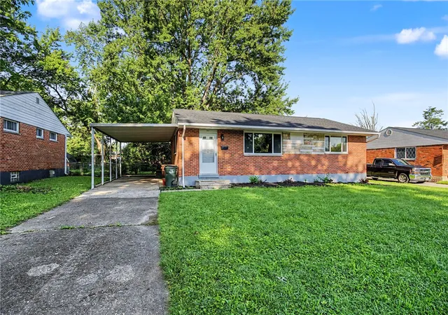Photo 3 of Single family home for sale at 63 Soloman St, Dayton, OH 45426 | MLS# 968648 | Listing updated on 2026-09-11