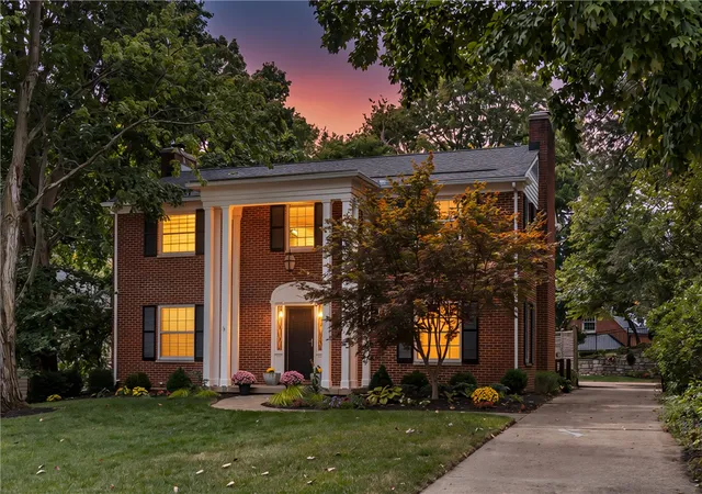 Photo 1 of Sale Pending at 1345 Devereux Dr, Oakwood, OH 45419 | MLS# 968349 | Listing updated on 2026-09-12