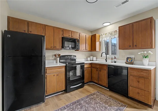 Photo 3 of Condo for sale at 4741 Shaunee Crk Dr, Dayton, OH 45415 | MLS# 968549 | Listing updated on 2026-09-28