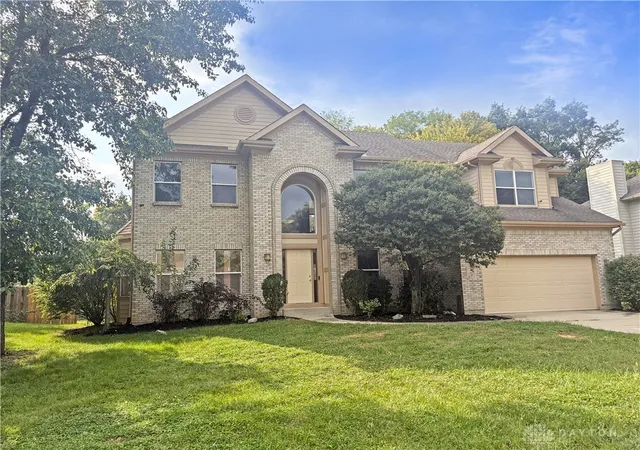 Photo 1 of Single family home for sale at 5 Sycamore Springs Dr, Springboro, OH 45066 | MLS# 968670 | Listing updated on 2026-09-25