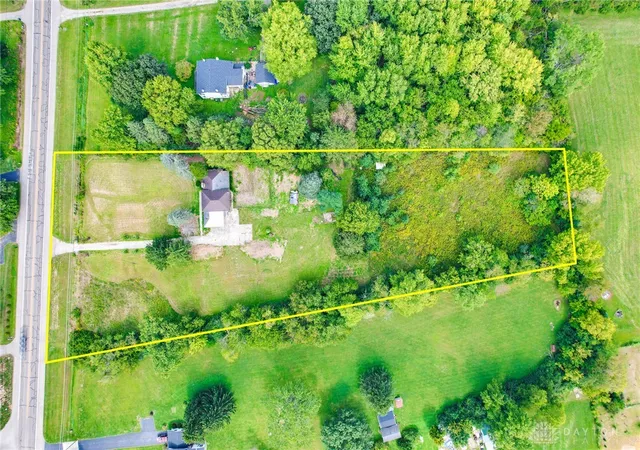 Photo 2 of Sale Pending at 5340 Springfield Xenia Rd, Springfield, OH 45506 | MLS# 968552 | Listing updated on 2026-10-06
