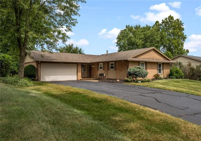 Photo 3 of Single family home for sale at 2641 Bellsburg Dr, Dayton, OH 45459 | MLS# 968672 | Listing updated on 2026-09-11