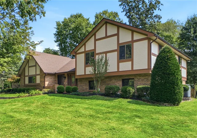 Photo 1 of Single family home for sale at 1593 Woodland Trl, Xenia, OH 45385 | MLS# 968007 | Listing updated on 2026-09-12