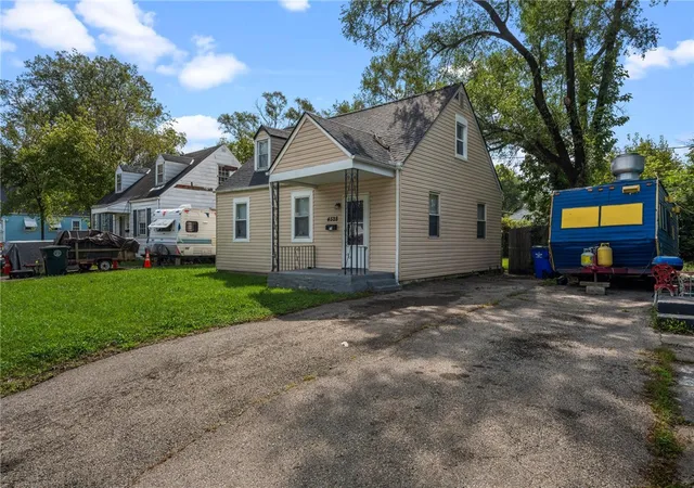 Photo 2 of Single family home for sale at 4528 Prescott Ave, Dayton, OH 45406 | MLS# 968675 | Listing updated on 2026-09-11