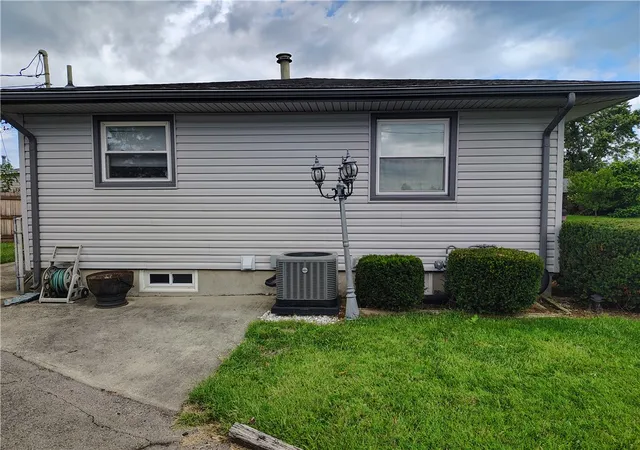Photo 3 of Single family home for sale at 2065 Hillsdale Ave, Dayton, OH 45414 | MLS# 968237 | Listing updated on 2026-09-11