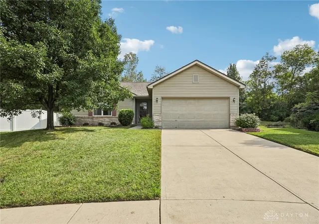 Photo 1 of Sale Pending at 4399 Coach Light Trl, Dayton, OH 45424 | MLS# 968575 | Listing updated on 2026-09-27