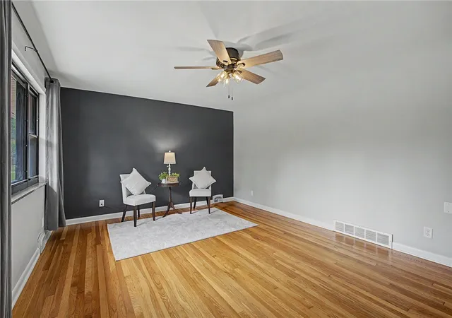 Photo 4 of Sale Pending at 345 Ginghamsburg Rd, Tipp City, OH 45371 | MLS# 968560 | Listing updated on 2026-10-05