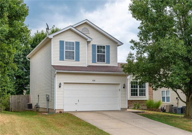 Photo 3 of Single family home for sale at 926 Arthur St, Trenton, OH 45067 | MLS# 968668 | Listing updated on 2026-10-04