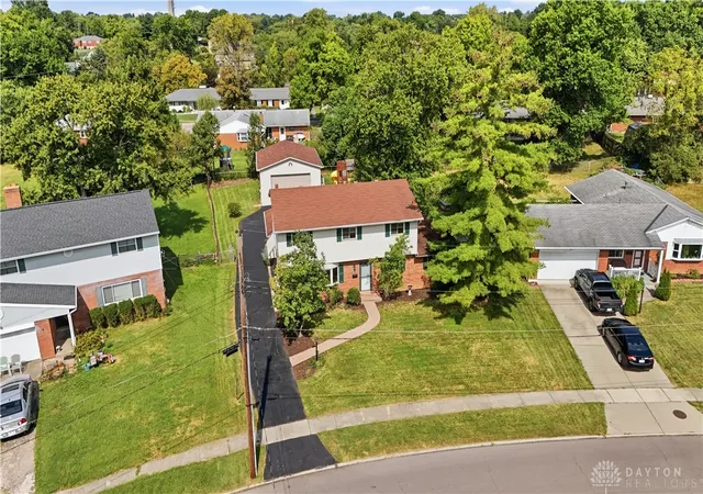 Photo 2 of Sale Pending at 3162 Sunnyhollow Ln, Cincinnati, OH 45239 | MLS# 968696 | Listing updated on 2026-09-12