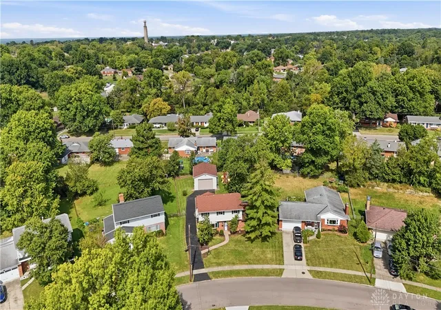 Photo 3 of Sale Pending at 3162 Sunnyhollow Ln, Cincinnati, OH 45239 | MLS# 968696 | Listing updated on 2026-09-12