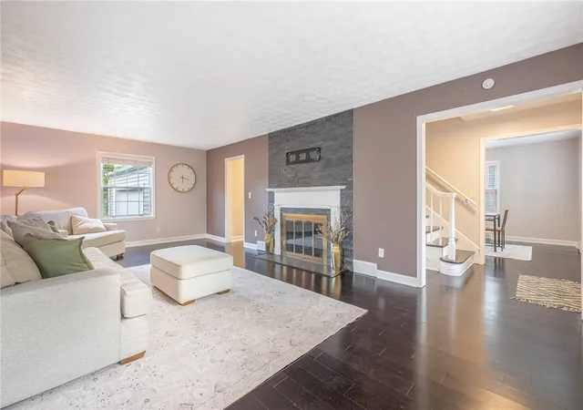 Photo 3 of Sale Pending at 104 Acacia Dr, Oakwood, OH 45409 | MLS# 966758 | Listing updated on 2026-09-14