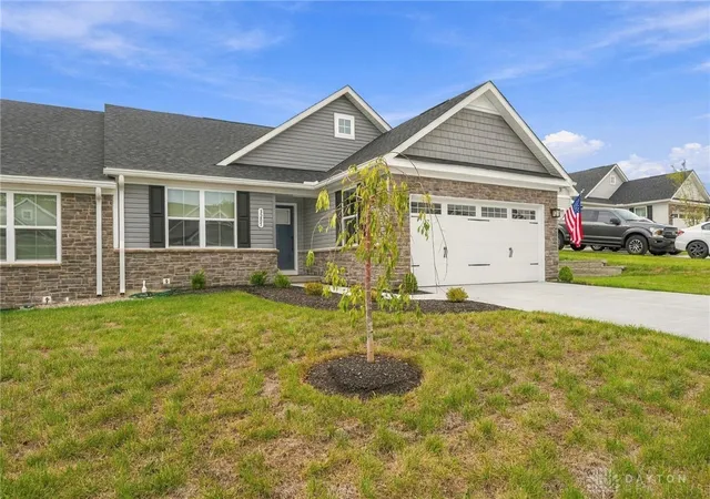 Single family home for sale at 3205 Travertine Ct, Hamilton, OH 45011 | MLS# 968653