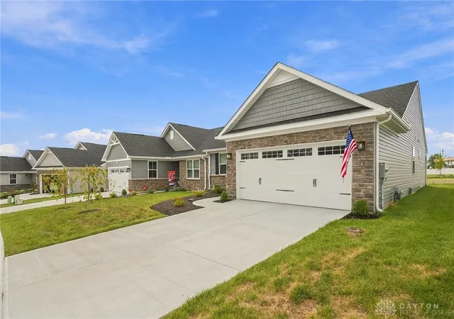 Photo 2 of Single family home for sale at 3205 Travertine Ct, Hamilton, OH 45011 | MLS# 968653 | Listing updated on 2026-09-13