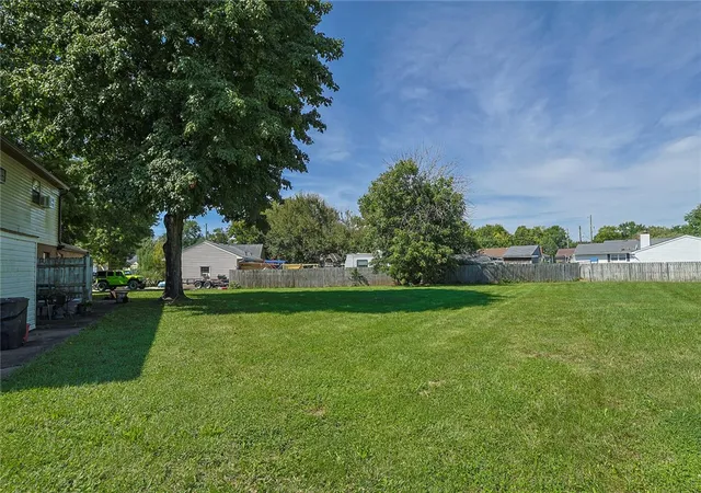 Photo 3 of Sale Pending at 301 Sal Blvd, Trenton, OH 45067 | MLS# 968644 | Listing updated on 2026-09-15