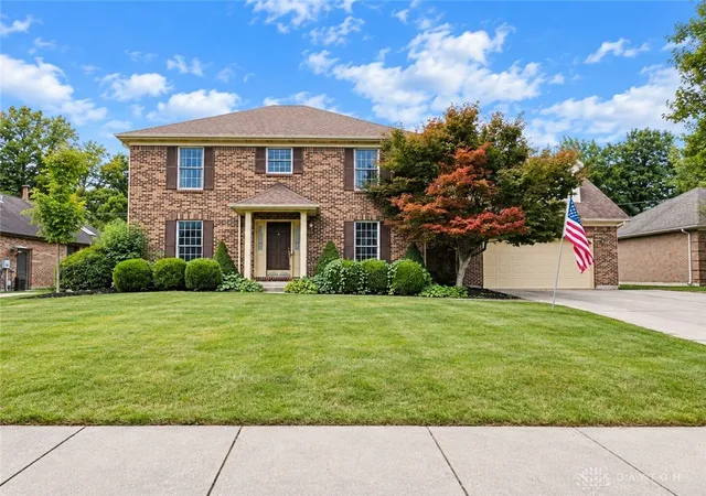 Photo 1 of Single family home for sale at 945 Stonehenge Dr, Tipp City, OH 45371 | MLS# 968689 | Listing updated on 2026-09-11