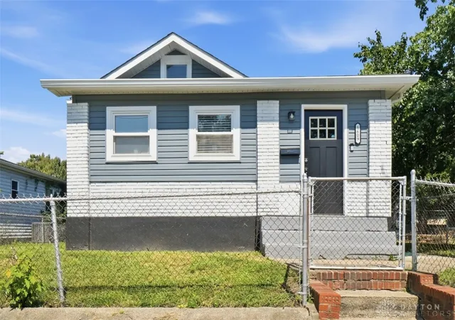 Photo 1 of Single family home for sale at 1609 Lafayette Ave, Middletown, OH 45044 | MLS# 968721 | Listing updated on 2026-09-11