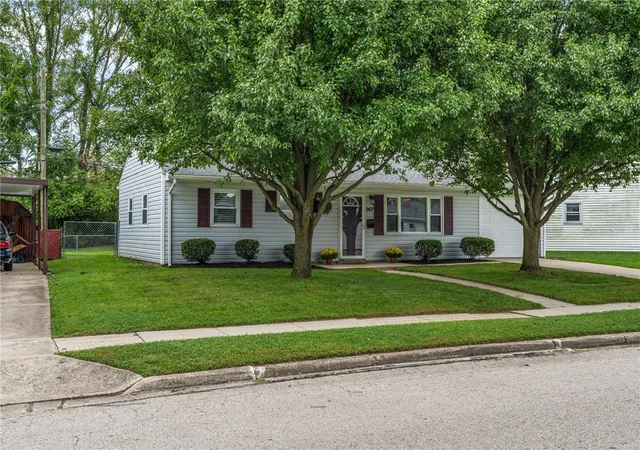Photo 2 of Single family home for sale at 263 Marchmont Dr, Fairborn, OH 45324 | MLS# 968459 | Listing updated on 2026-09-14