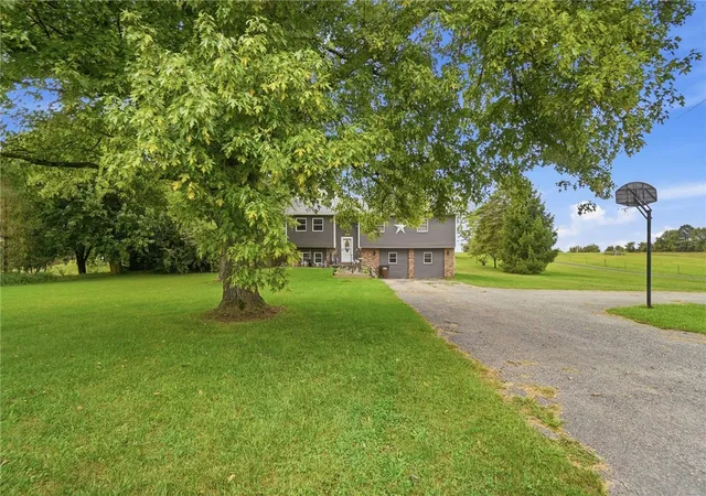 Photo 2 of Sale Pending at 1733 Newlove Rd, South Charleston, OH 45368 | MLS# 968706 | Listing updated on 2026-09-23