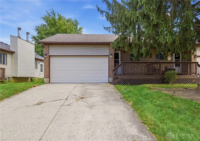 Photo 2 of Multi family home for sale at 14 Music Cir, Springboro, OH 45066 | MLS# 968729 | Listing updated on 2026-09-11